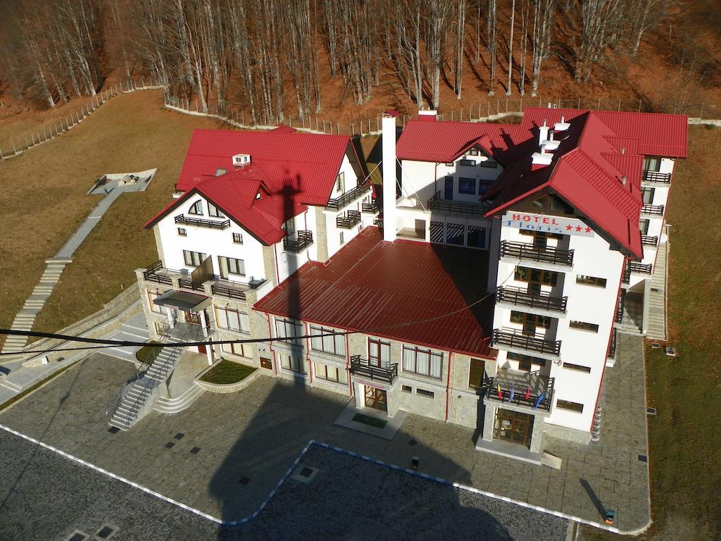 Hotel Floris Cheia  Esterno foto